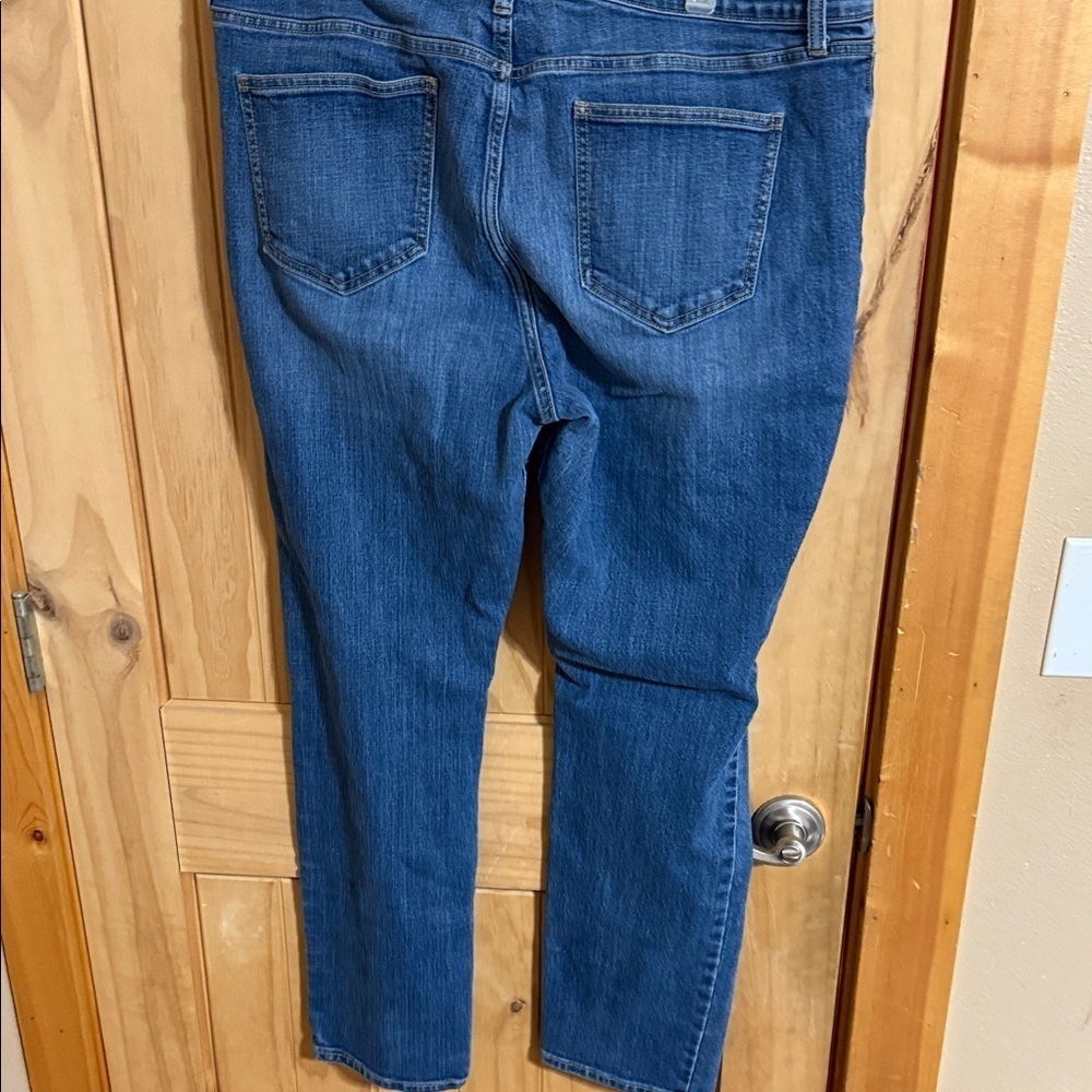 Old Navy The Sweet Heart Blue Straight-Leg Jeans - Picture 3 of 4